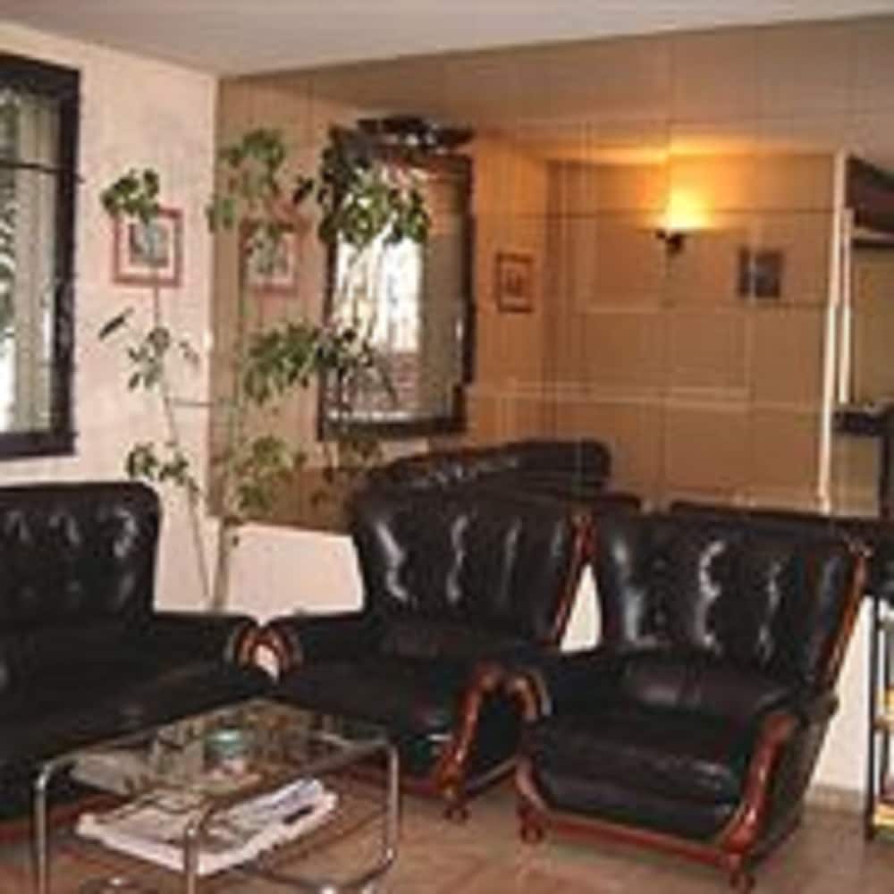 Green Park Hotel Paris 30/50
