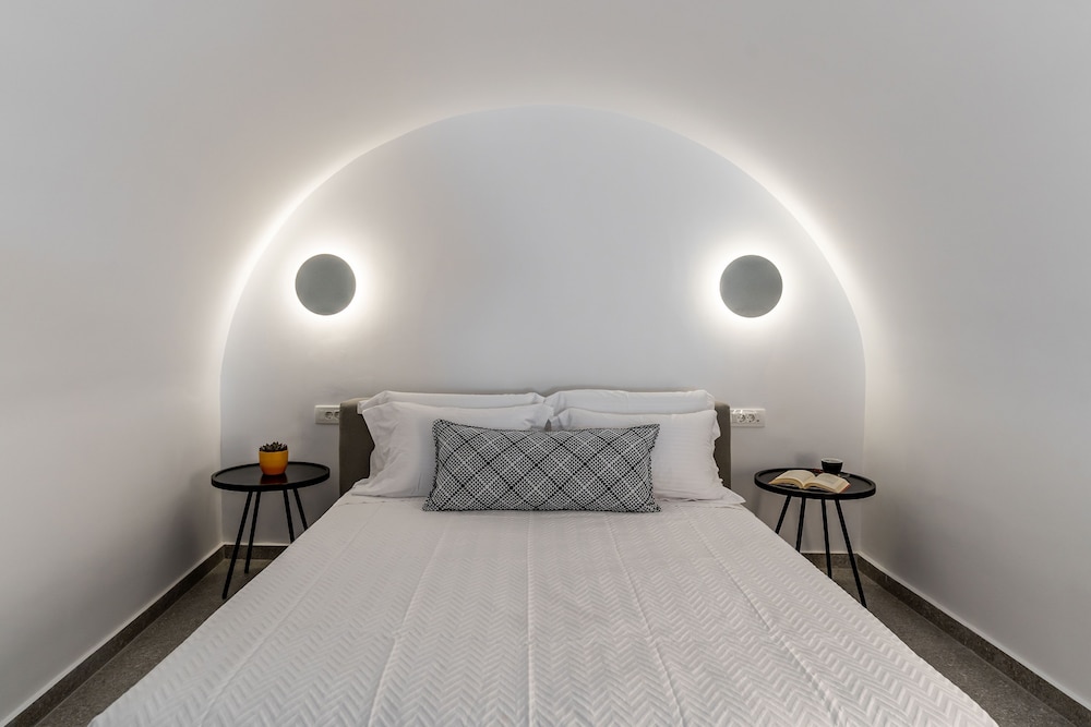 Maisonette, Twin Beds, King Bed, Sofa