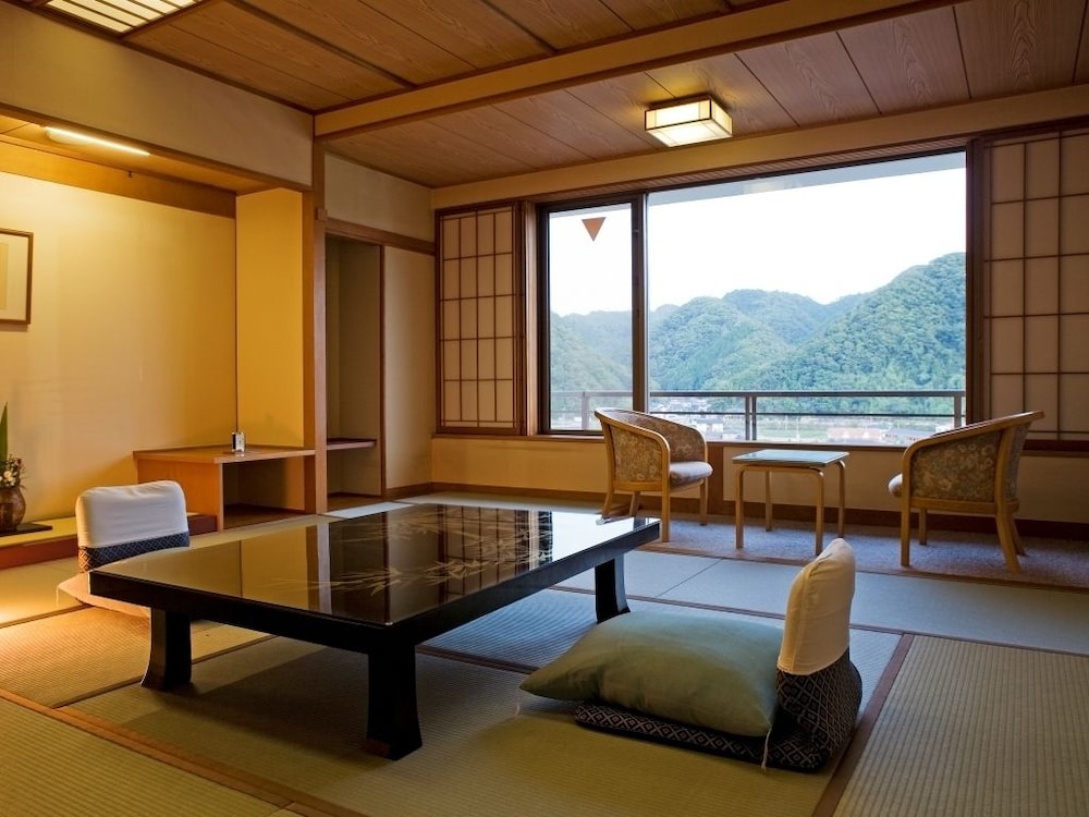 Yunogo Onsen Chikutei 28/35