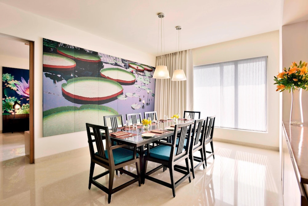 The Westin Hyderabad Mindspace 64/80