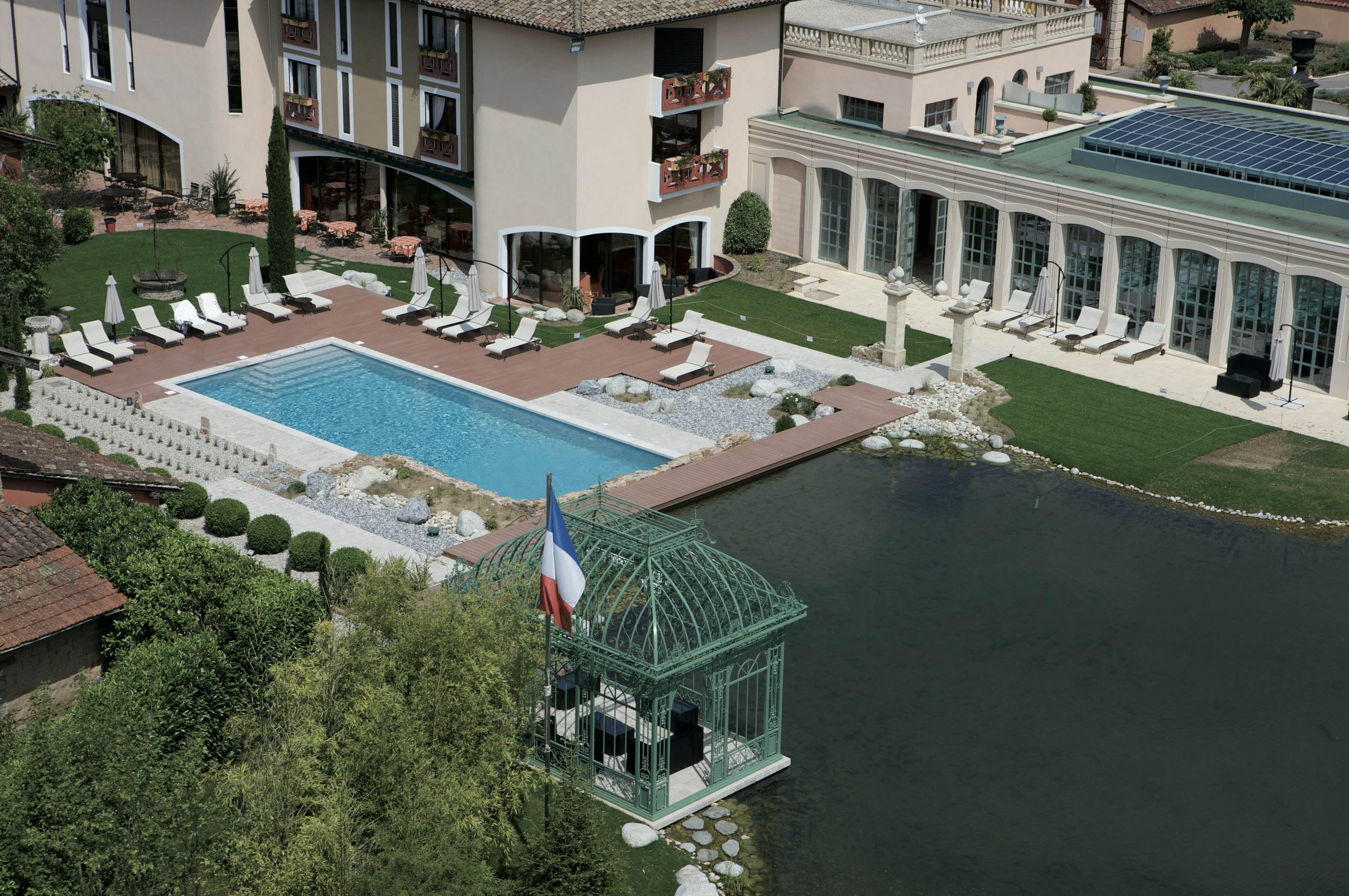 Georges Blanc Parc & Spa 33/34