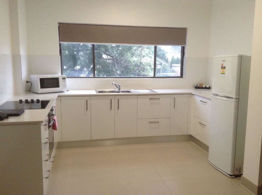Best Western Geelong Motor Inn and Serviced Apartments 36/40