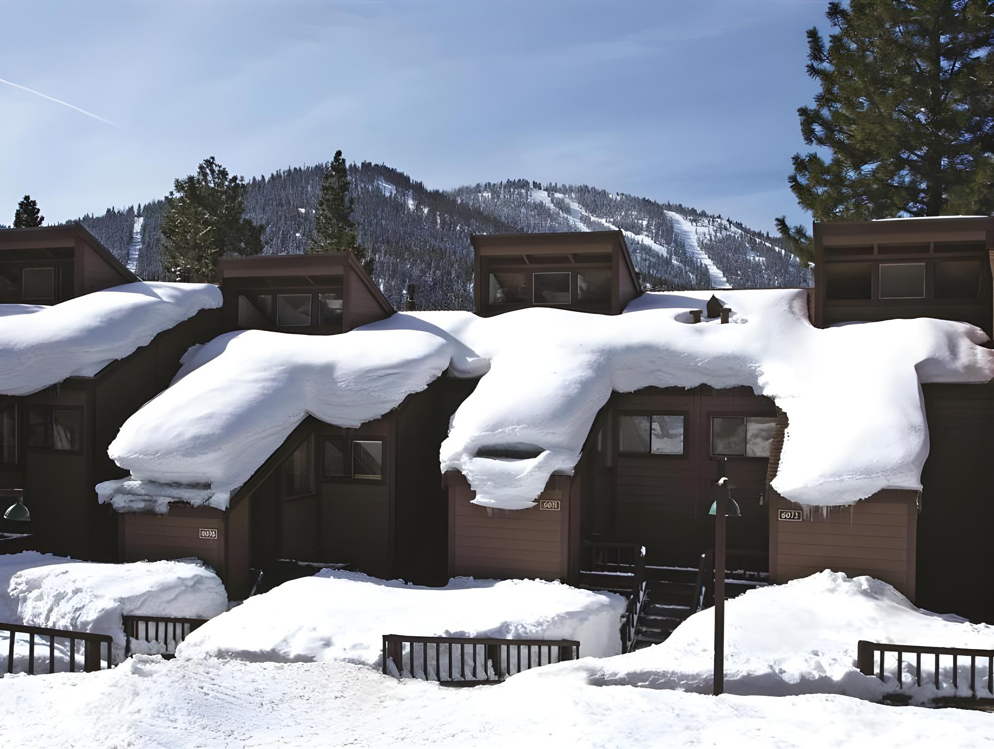 Village, Loft