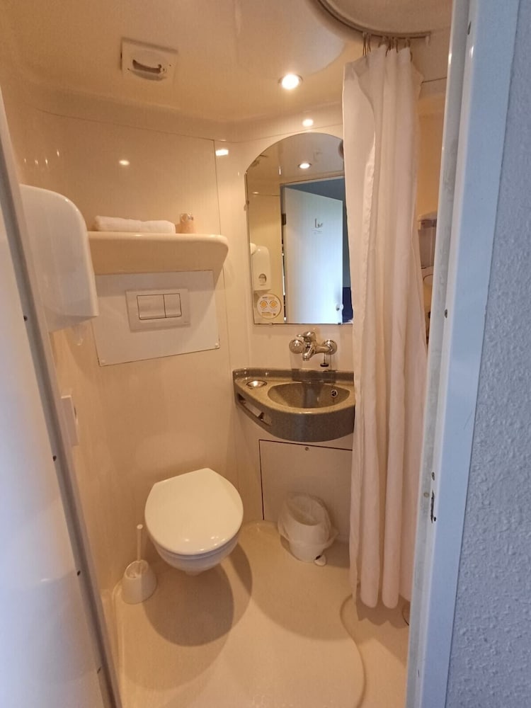 Hotel Premiere Classe Niort Est - Chauray 57/57