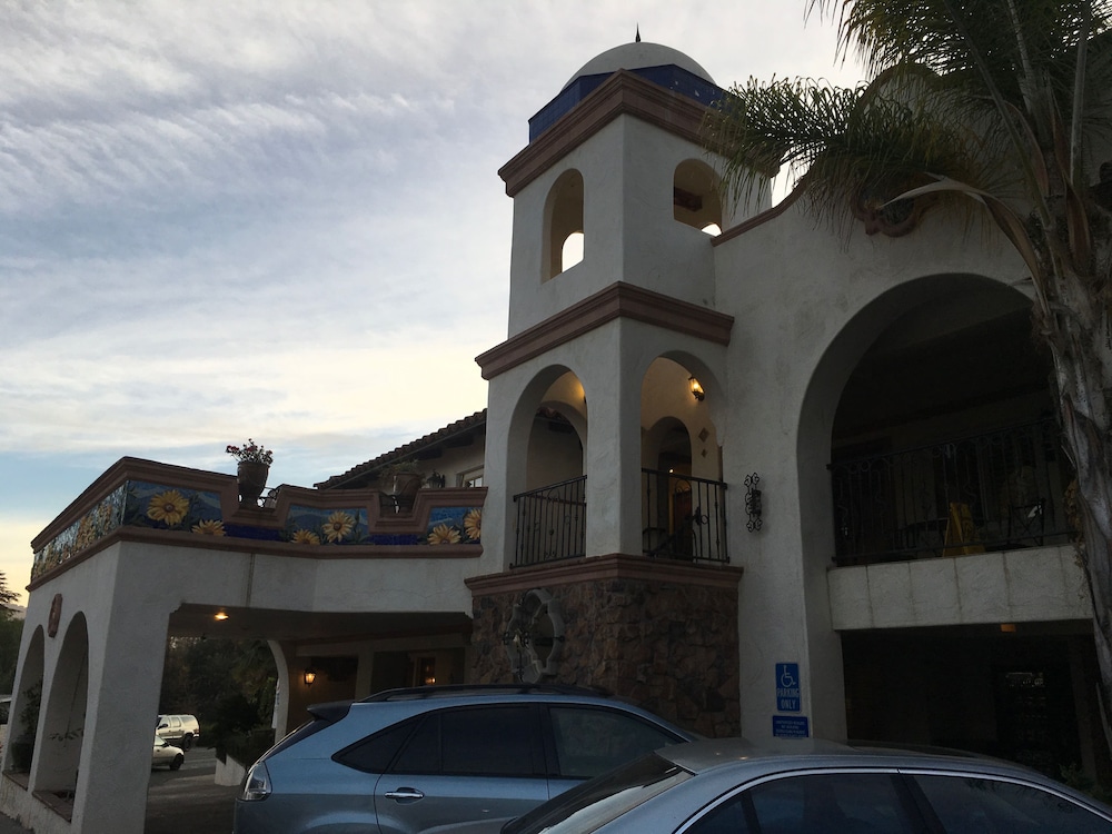 Chantico Inn 10/70