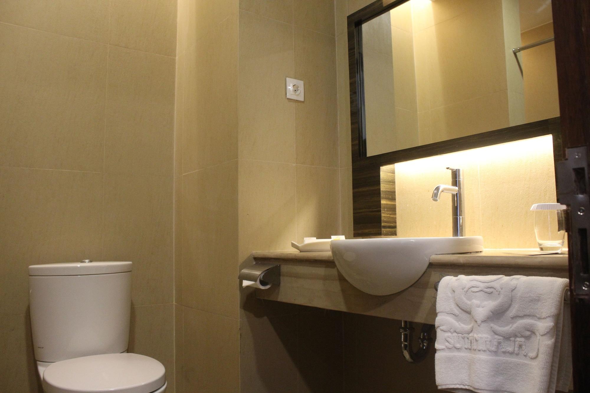 Sutanraja Hotel Kotamobagu 14/15