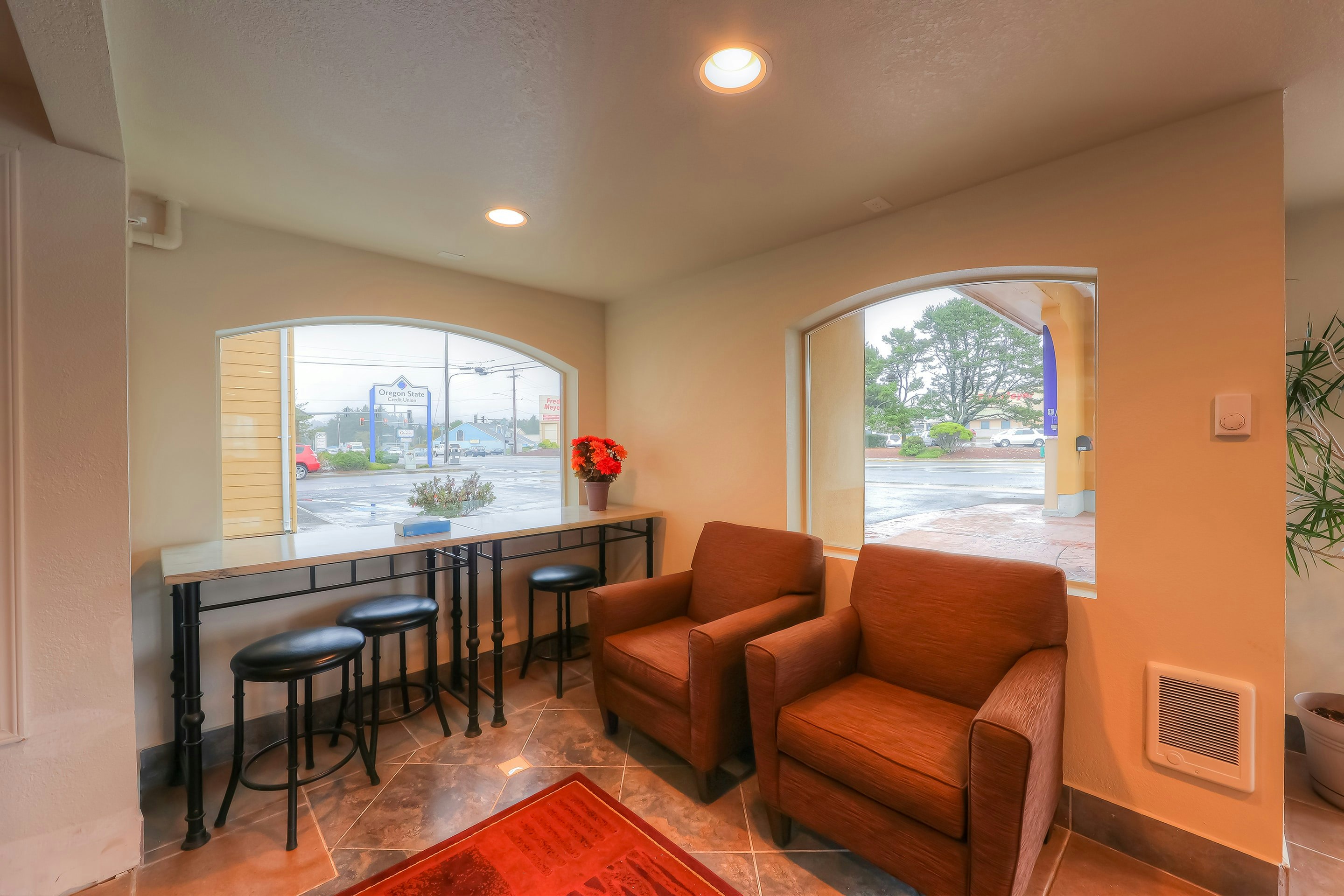 Newport Inn By OYO - Hwy 101 25/35