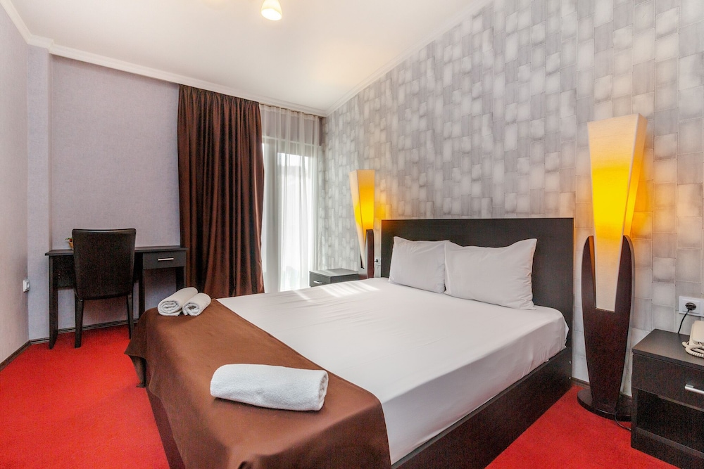 HOTEL MARLYN 33/71
