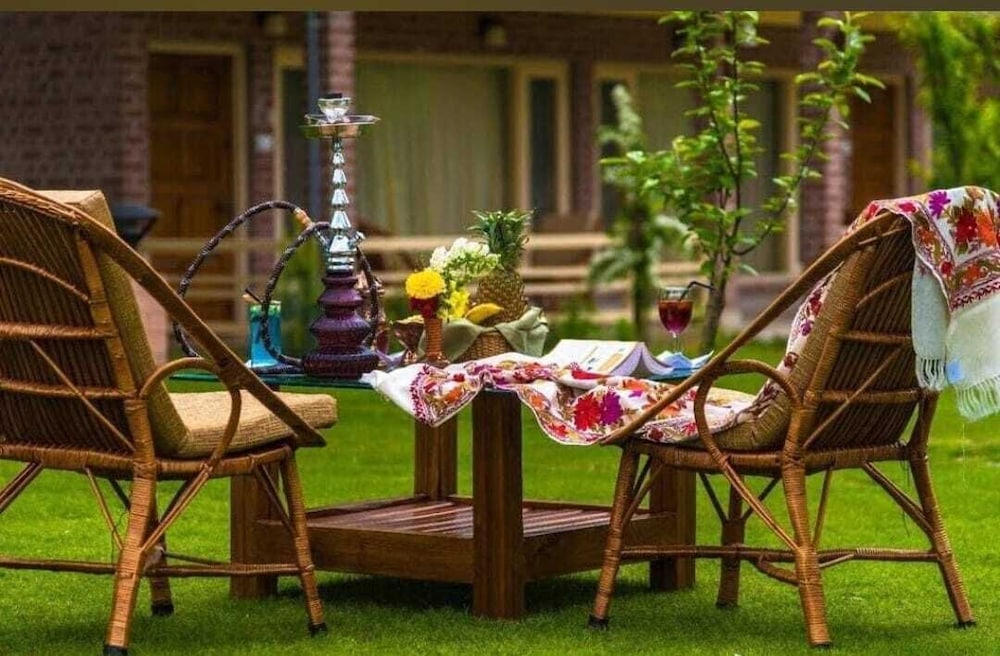 The Orchard Retreat & Spa Srinagar 40/50
