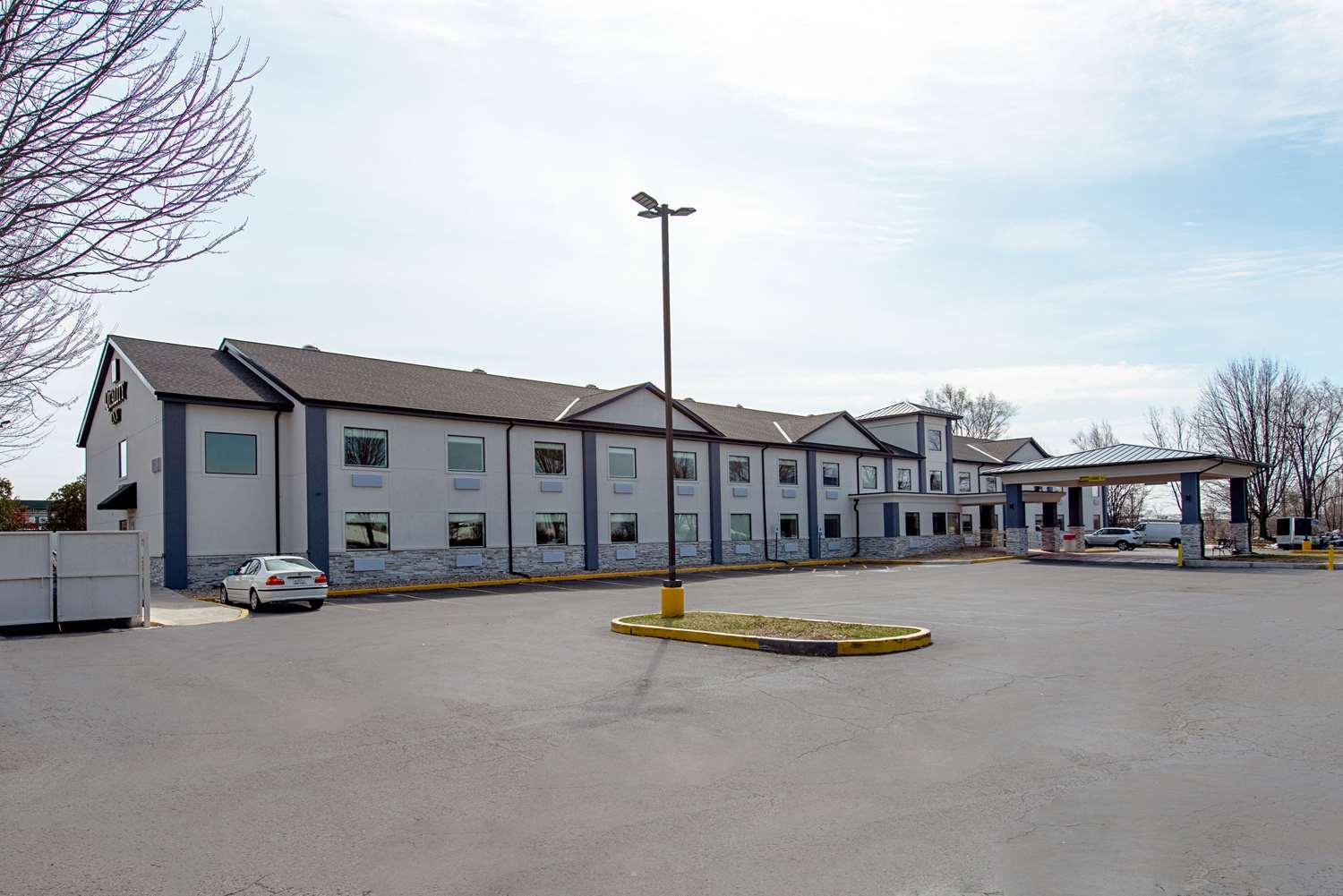Quality Inn Mishawaka - South Bend 25/27
