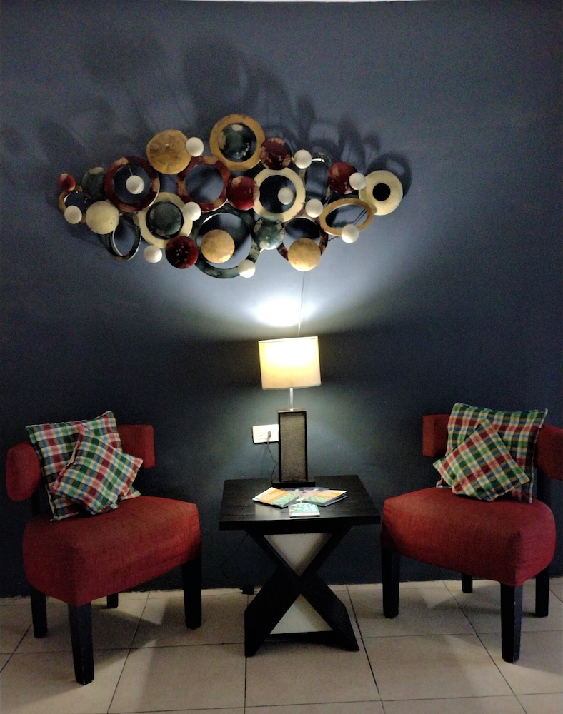 Hotel Laguna Inn 18/29