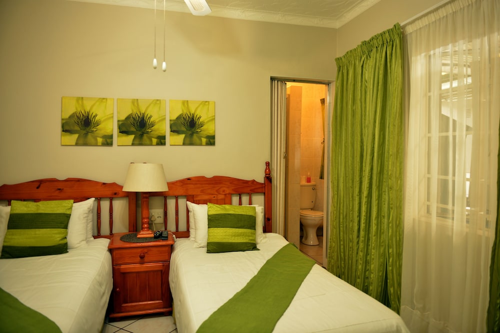 Rita Guest House 19/34