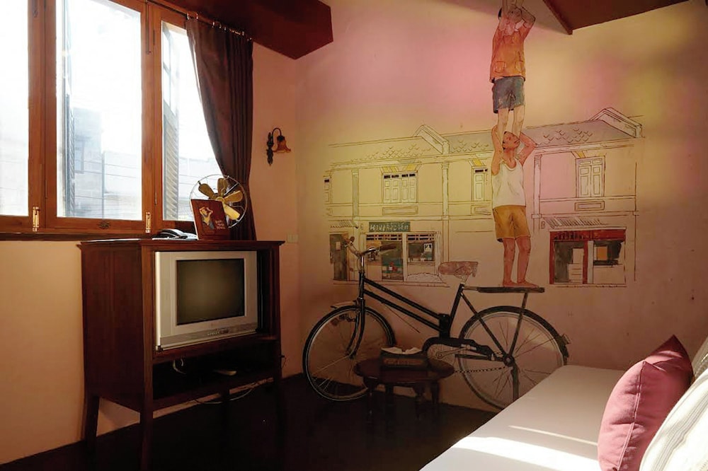 Old Capital Bike Inn(Ex Old Bangkok Inn) 73/80