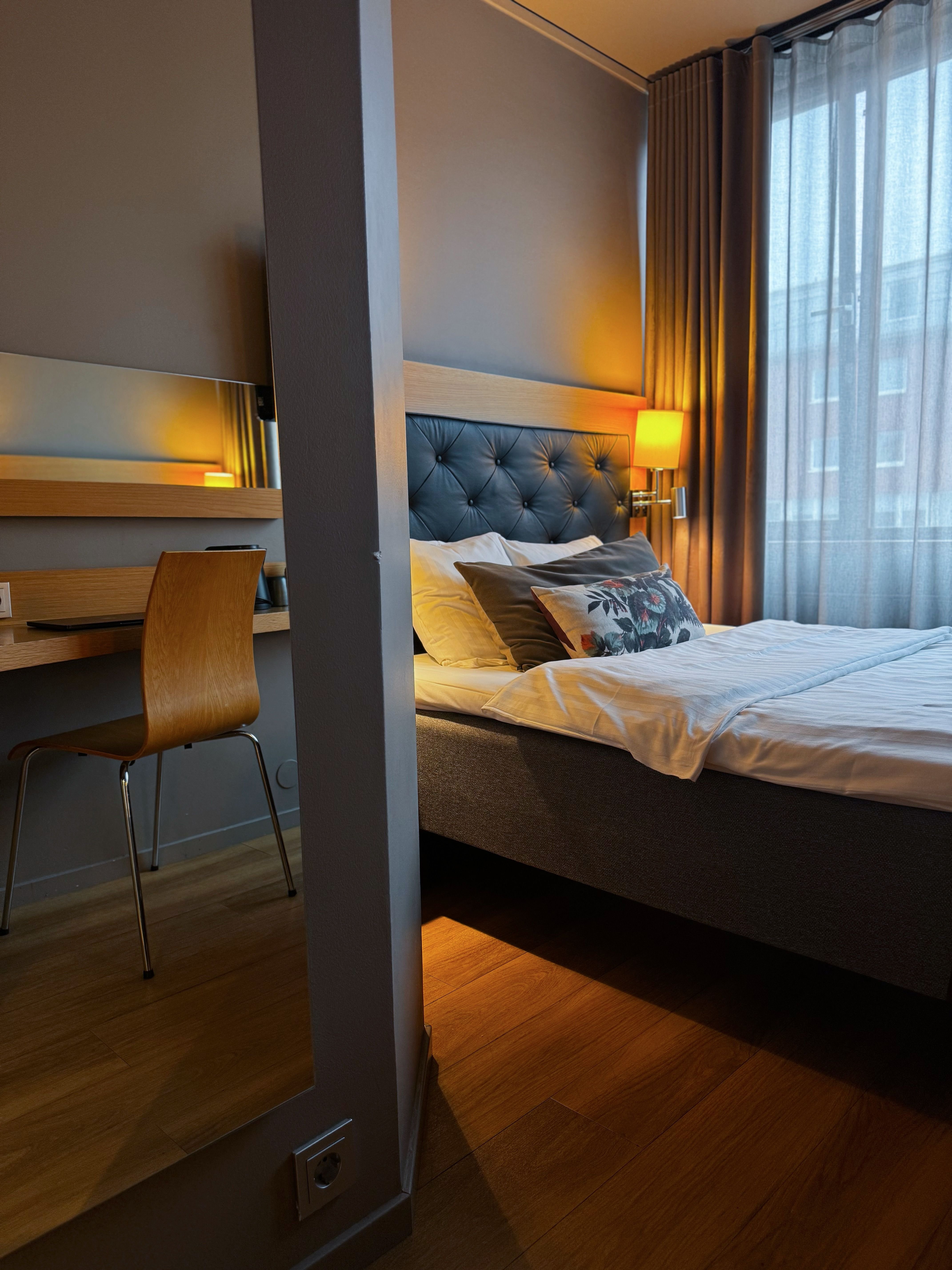 MINI, DOUBLE BED