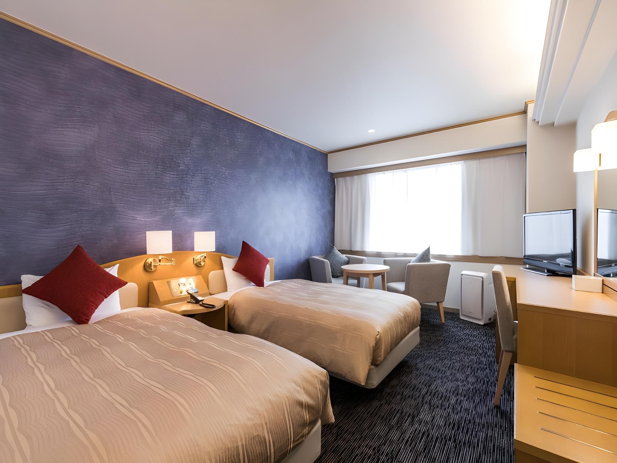 Semi Room, Single, Semi Double Bed