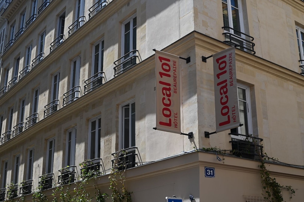 Hotel Beaurepaire 54/61