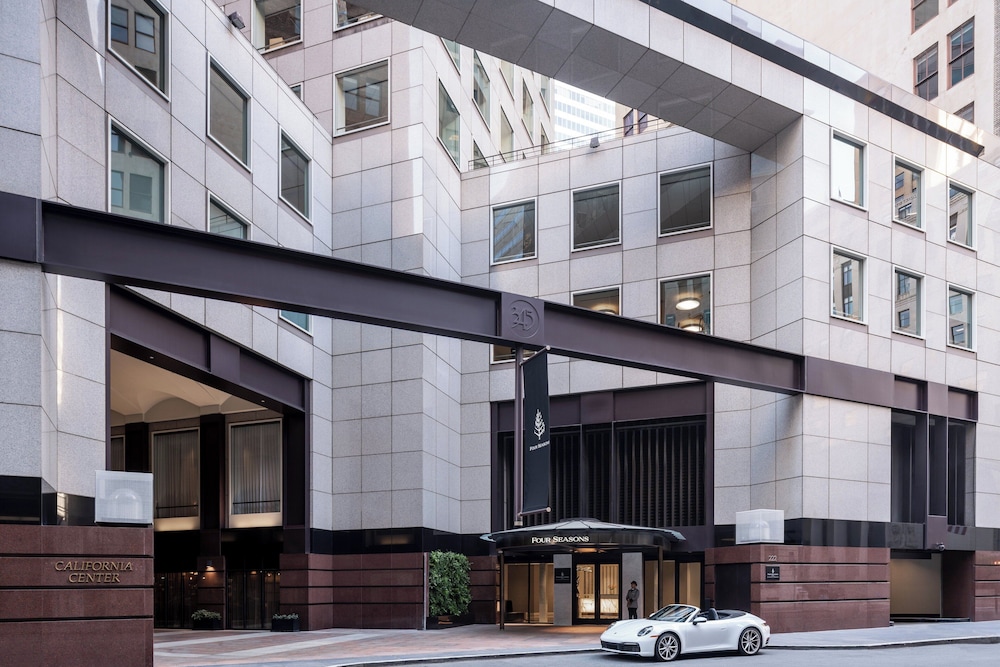 Four Seasons Hotel San Francisco at Embarcadero 4/50
