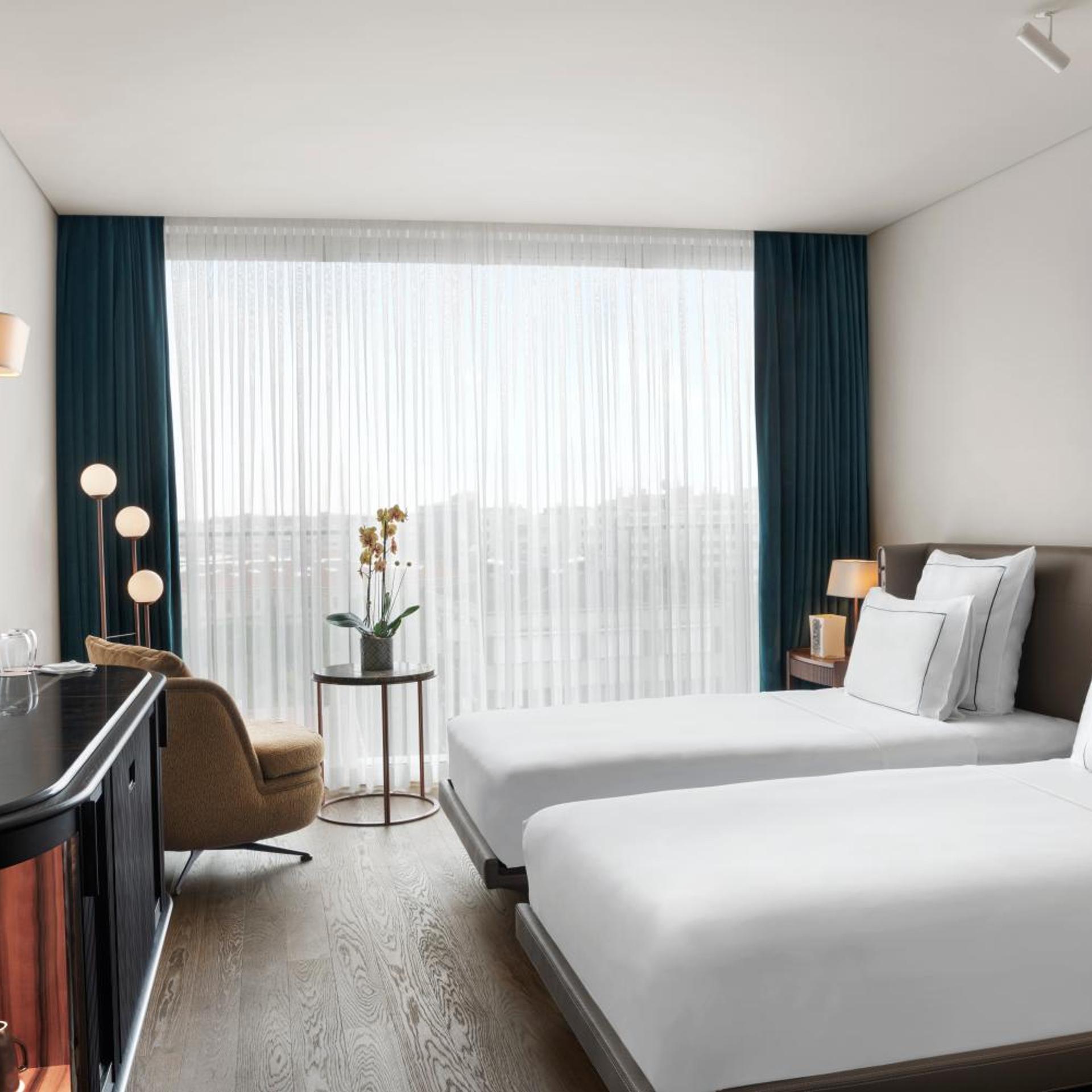 Deluxe, Single Bed