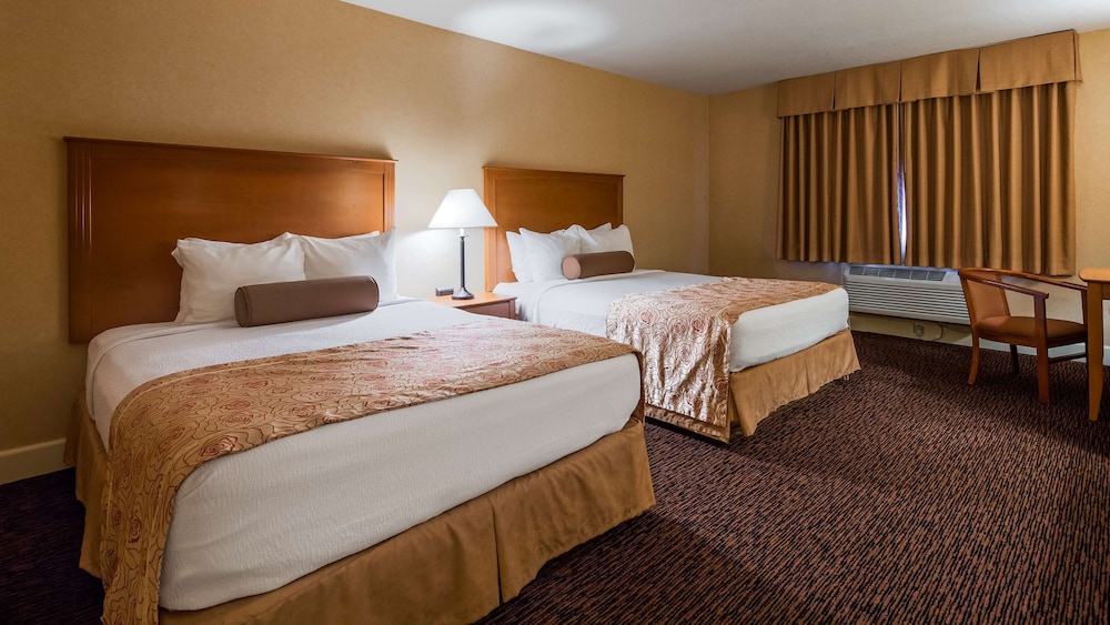 Best Western Plus Placerville Inn 13/49