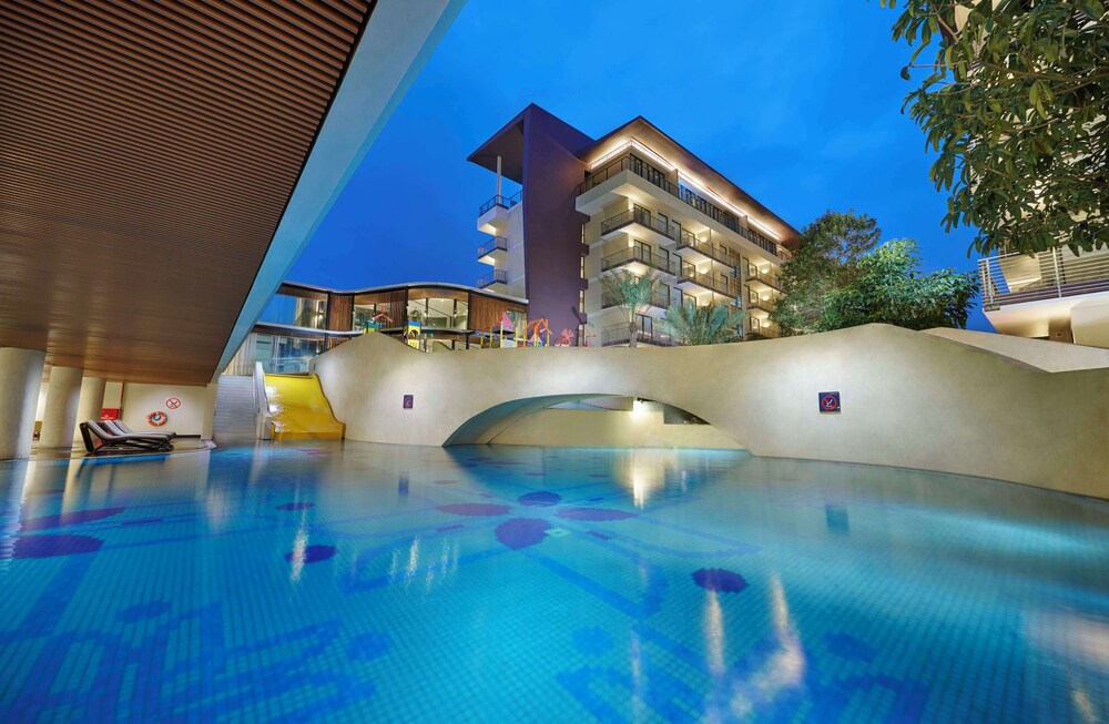 Golden Tulip Holland Resort 24/65