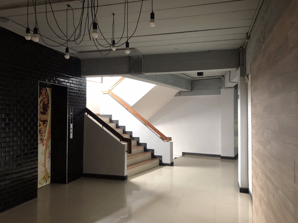 lobby