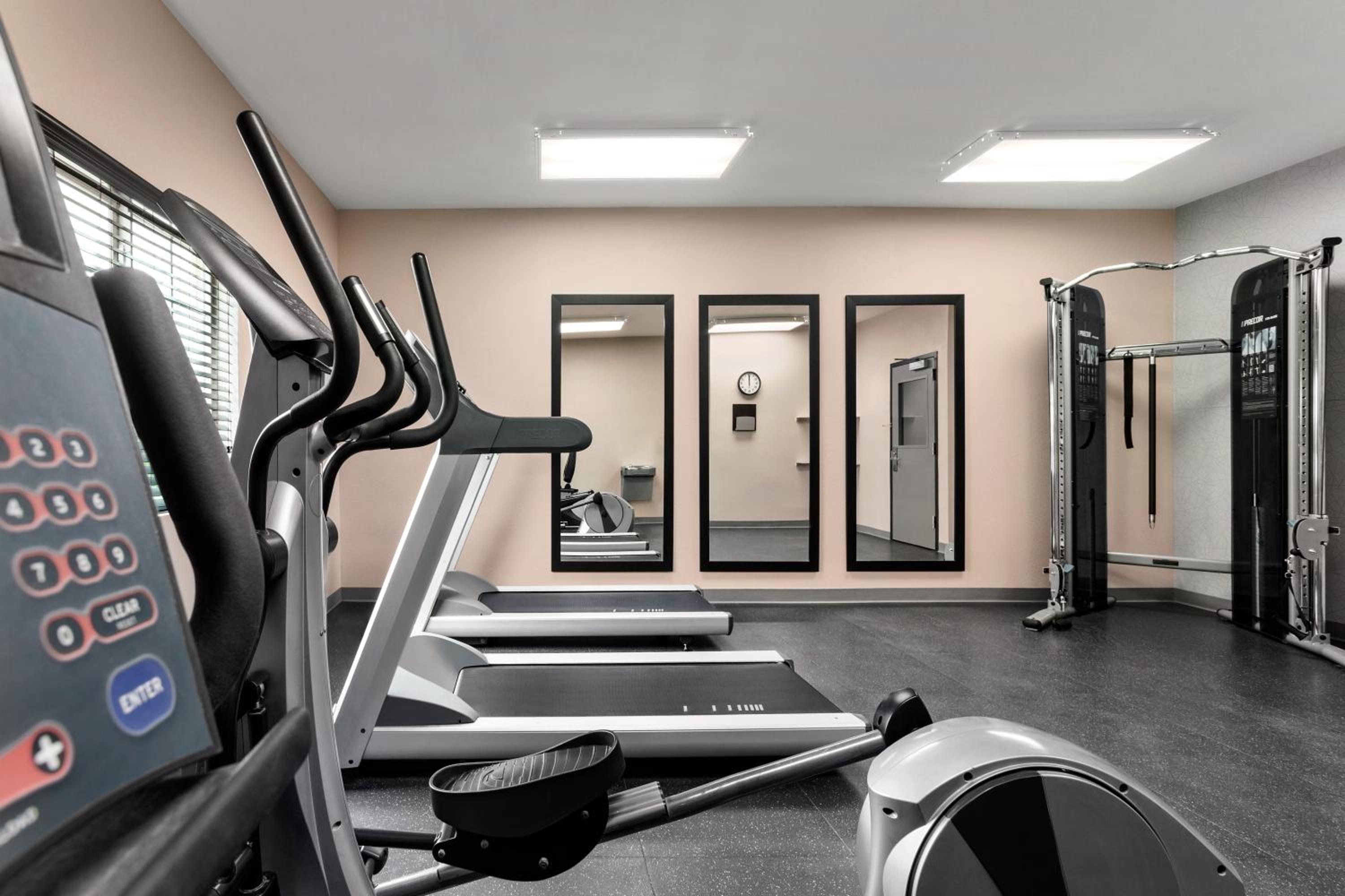 Country Inn & Suites by Radisson, Shreveport-Airport LA 20/36