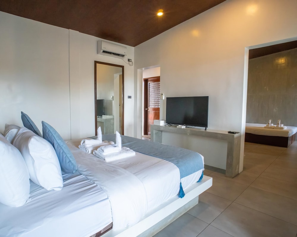 Amihan Resort 23/65