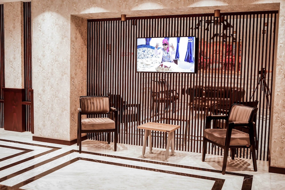 Dimen Hotel 30/37