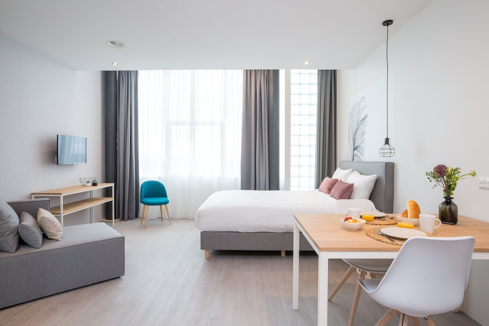 HOTEL2STAY 35/41