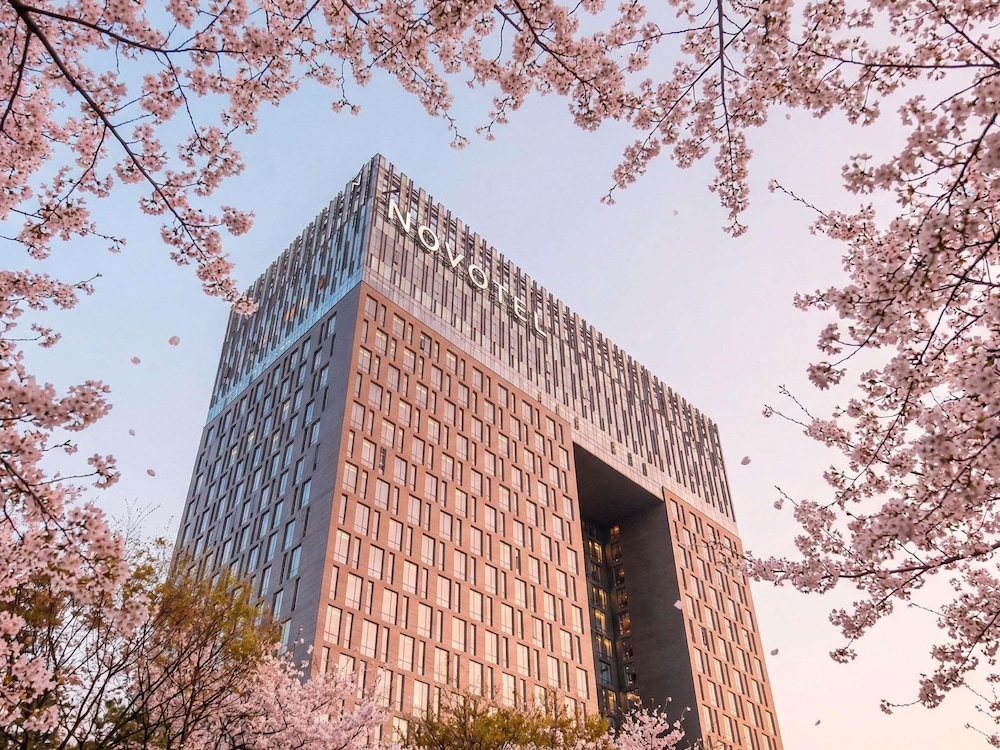 Novotel Ambassador Seoul Dongdaemun Hotels and Residences 1/75