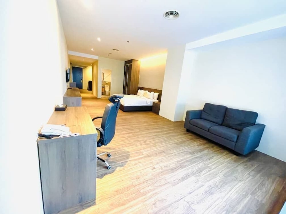 Imperial Regency Suites and Hotel Petaling Jaya 32/50
