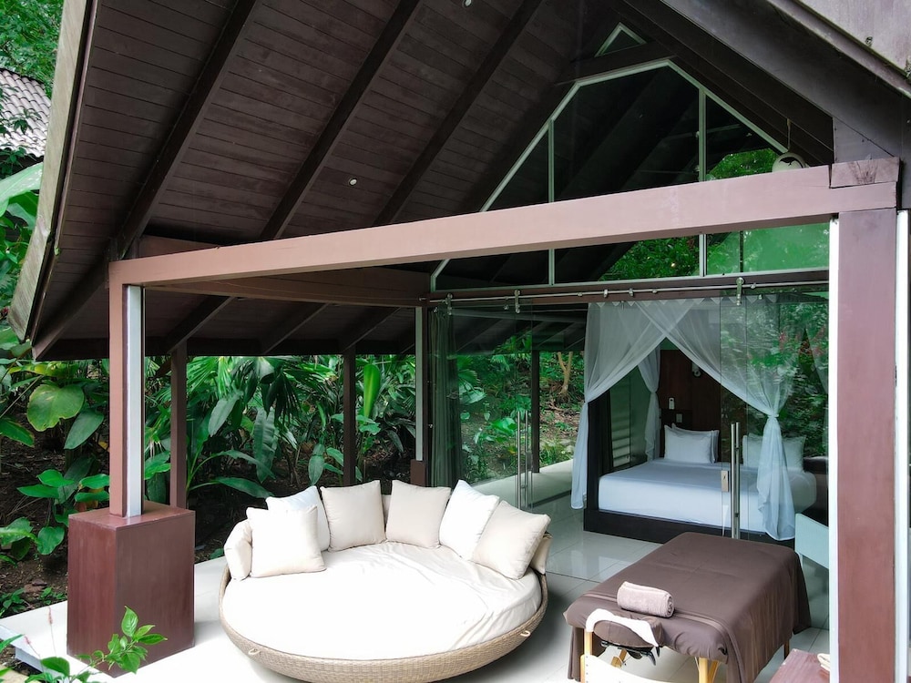 Oxygen Jungle Villas 27/35