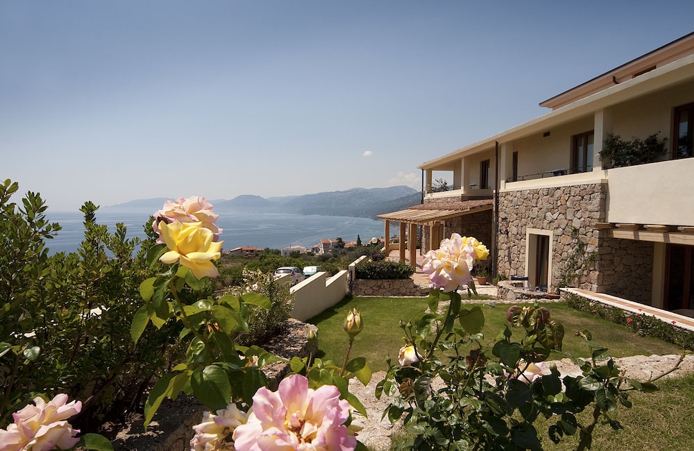 Villa Gustui Maris 7/56