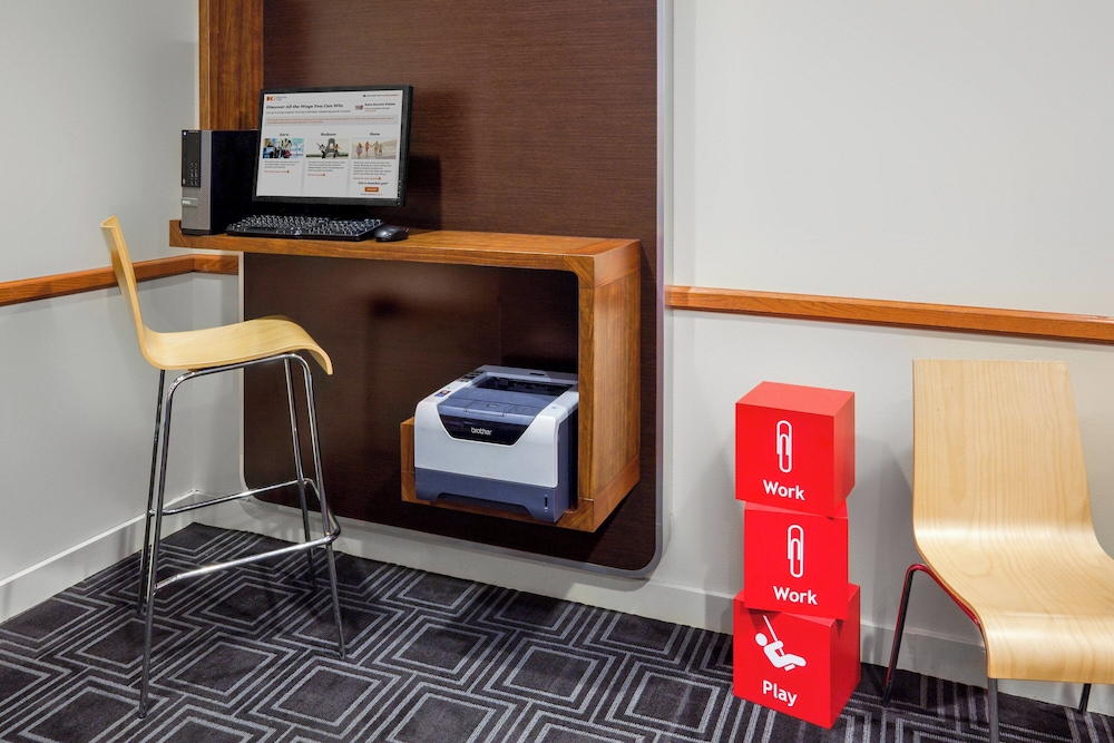 Towneplace Suites By Marriott Minneapolis West Stlouis Park 40/50