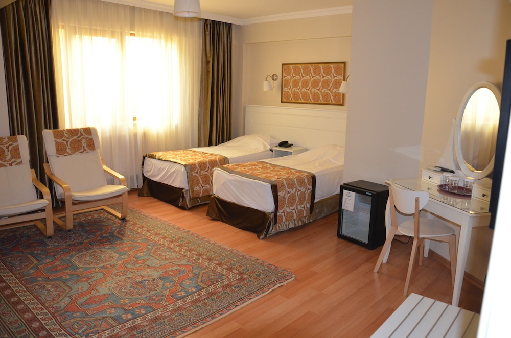 Hotel Fehmi Bey 30/75