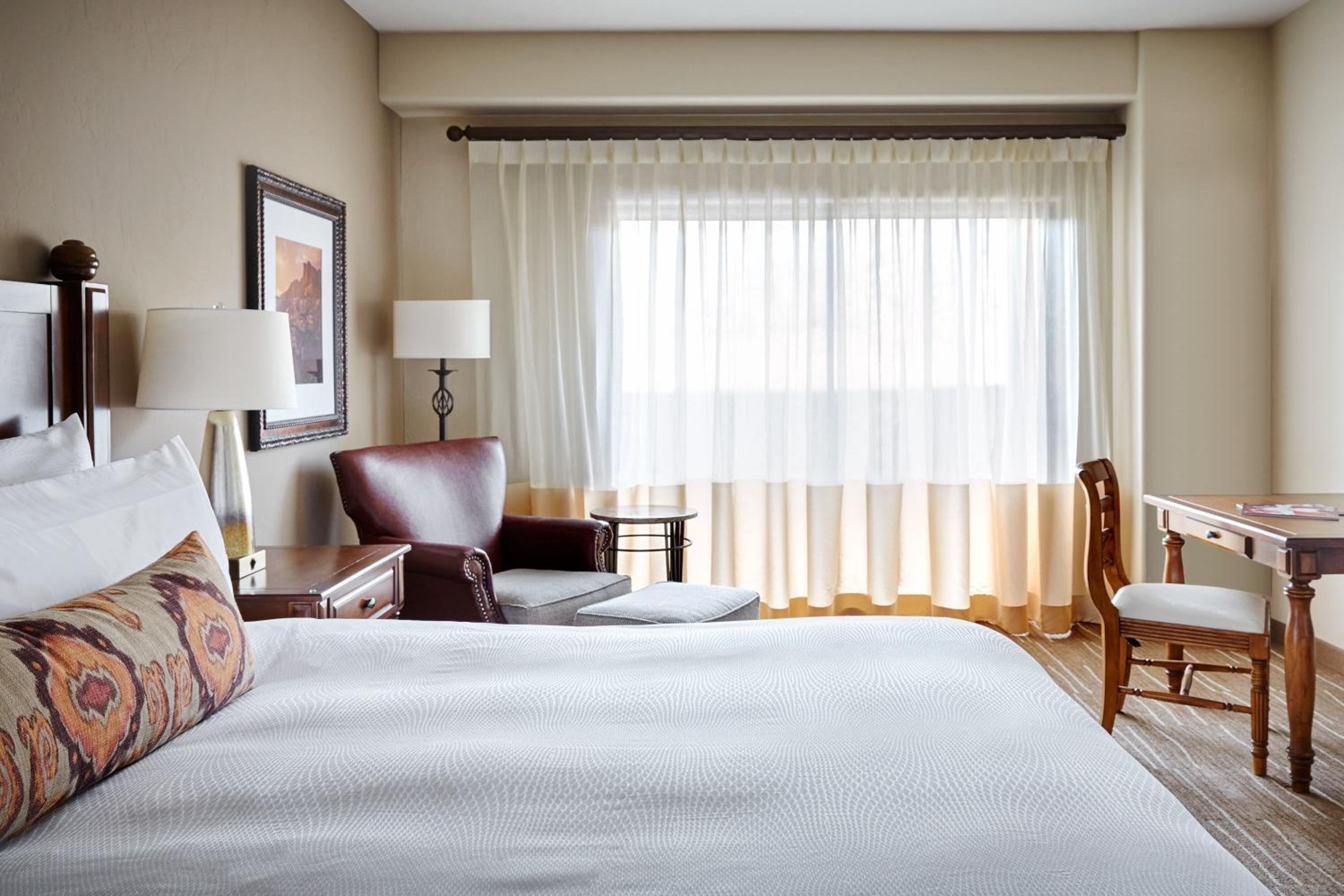 Resort, Guest Room, King Bed