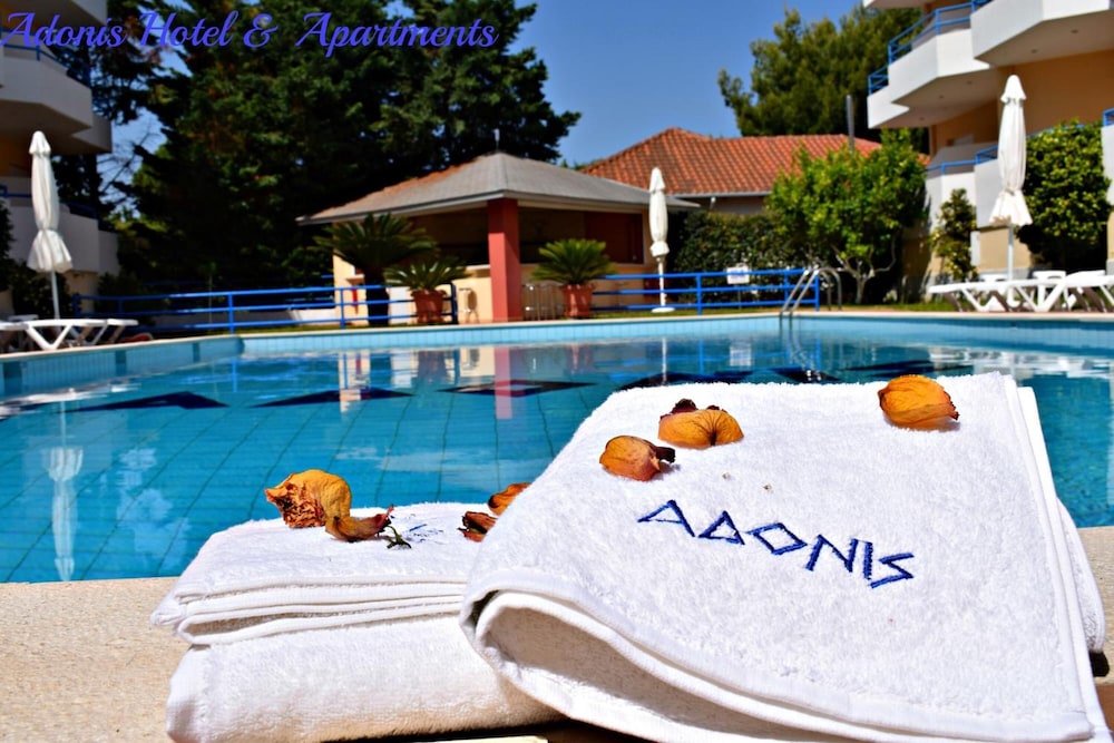 Adonis Hotel 9/57