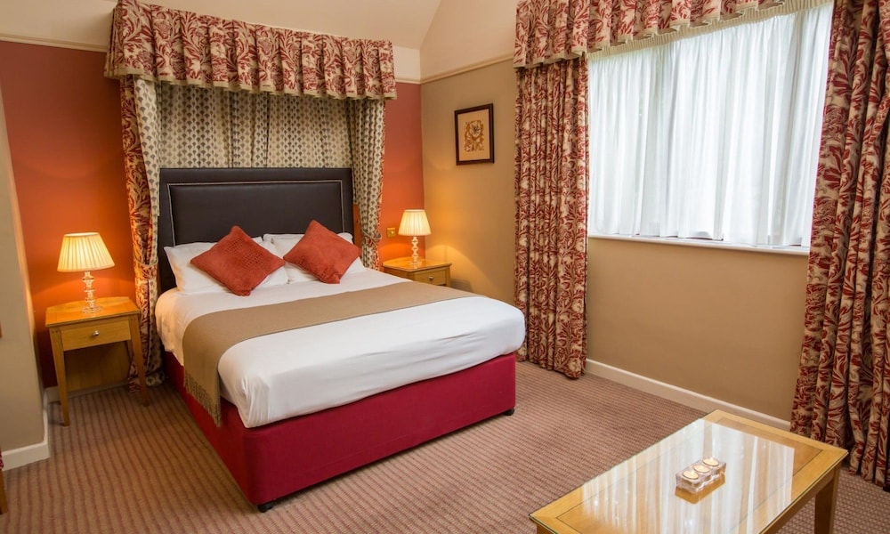 The Westmead Hotel 12/45