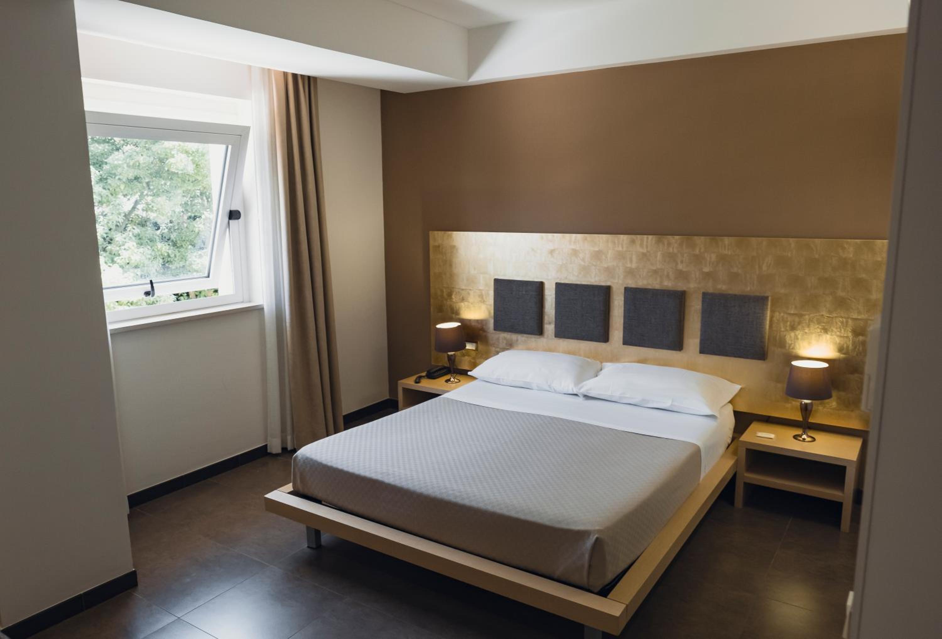غرفة بسرير مزدوج، Modica Palace Hotel 2/4