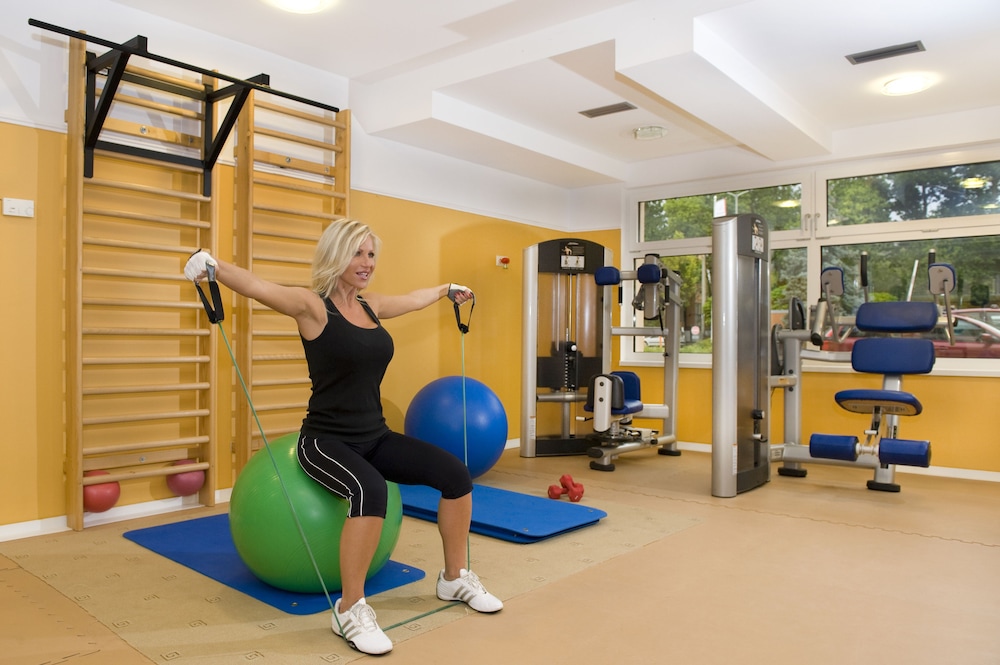 Holiday Beach Budapest Wellness 46/72