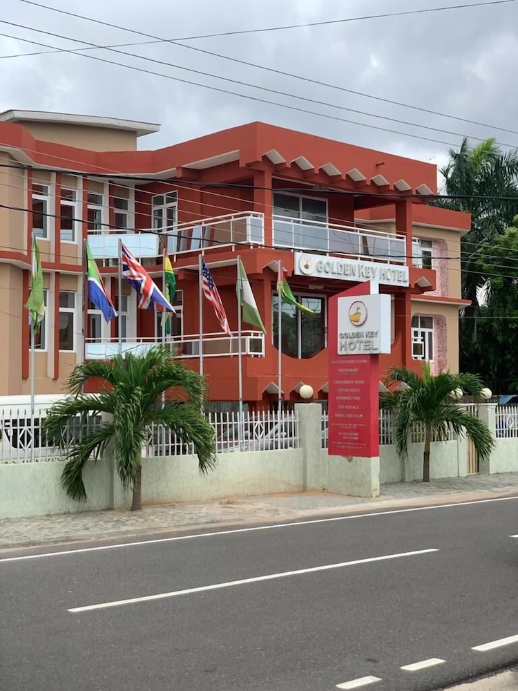 Golden Key Hotel 3/50