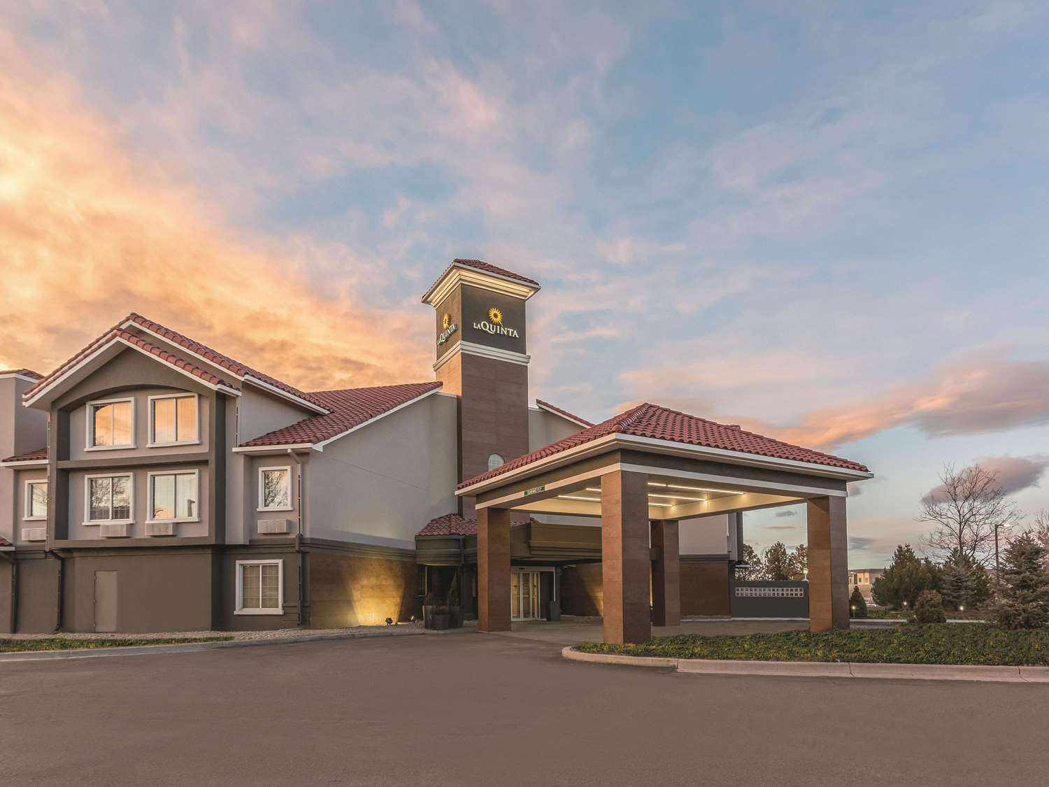 La Quinta Inn & Suites by Wyndham Denver Tech Center 2/52