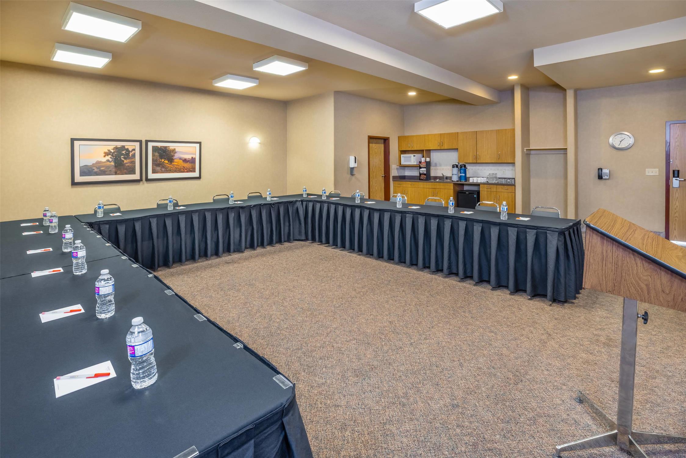 Clarion Pointe Rimbey 26/31