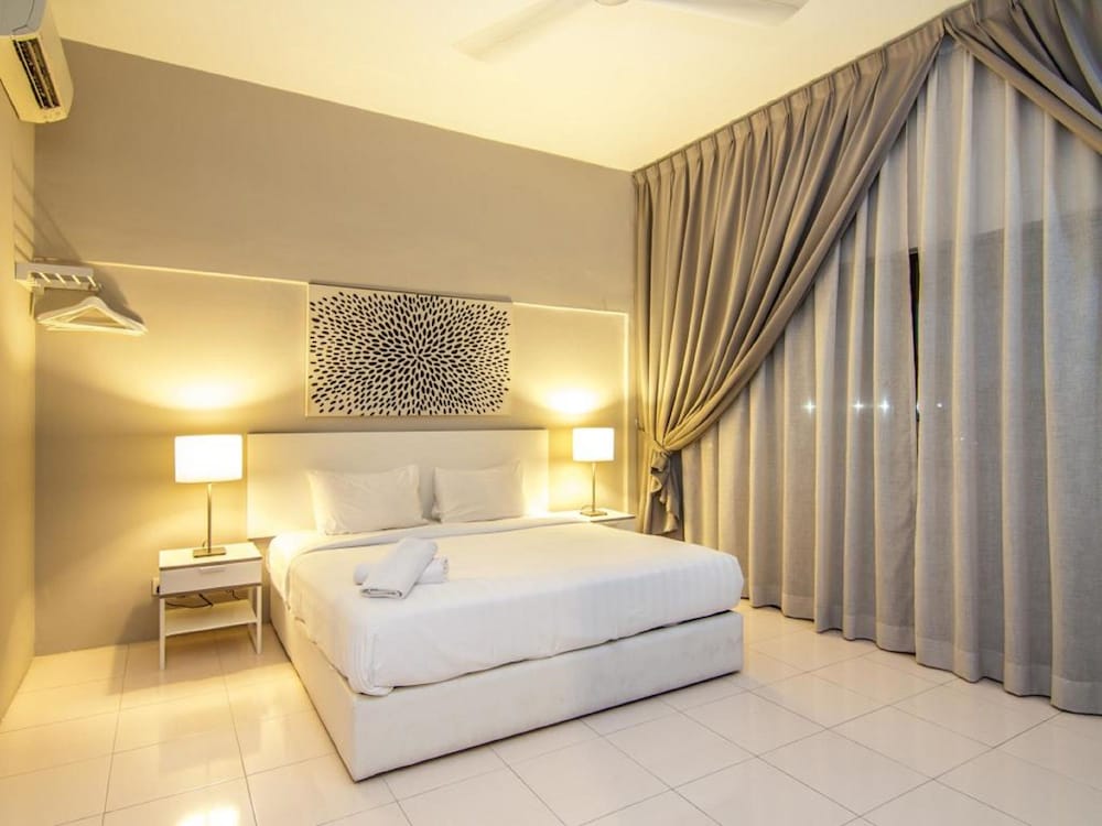 O'BOUTIQUE SUITES 7/22