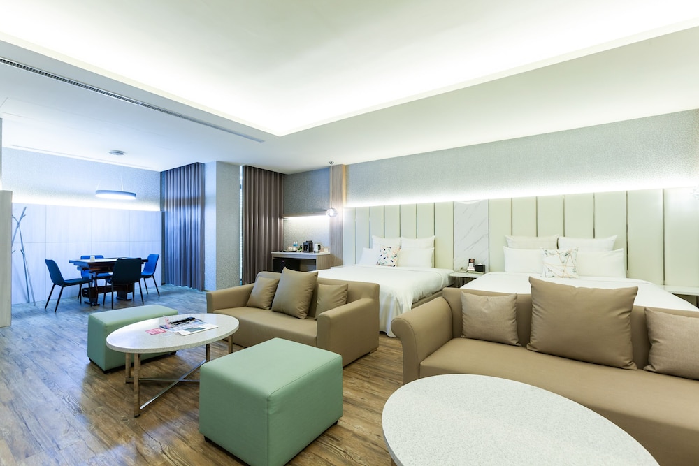 Six Star Motel-Zhongli 24/40