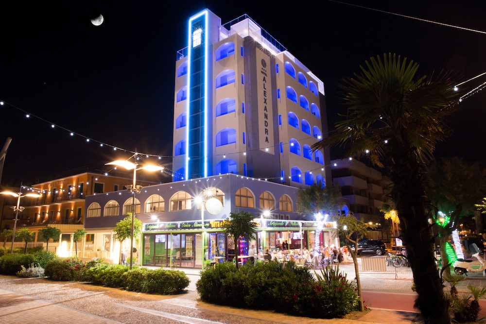 Hotel Alexandra 2/78