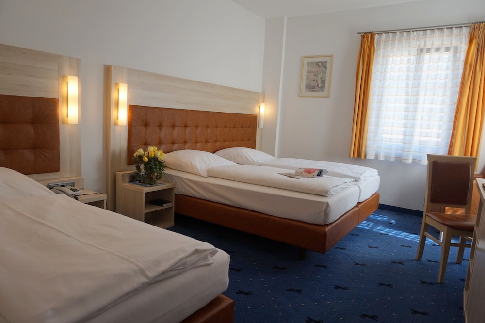 Hotel Rappen 6/36