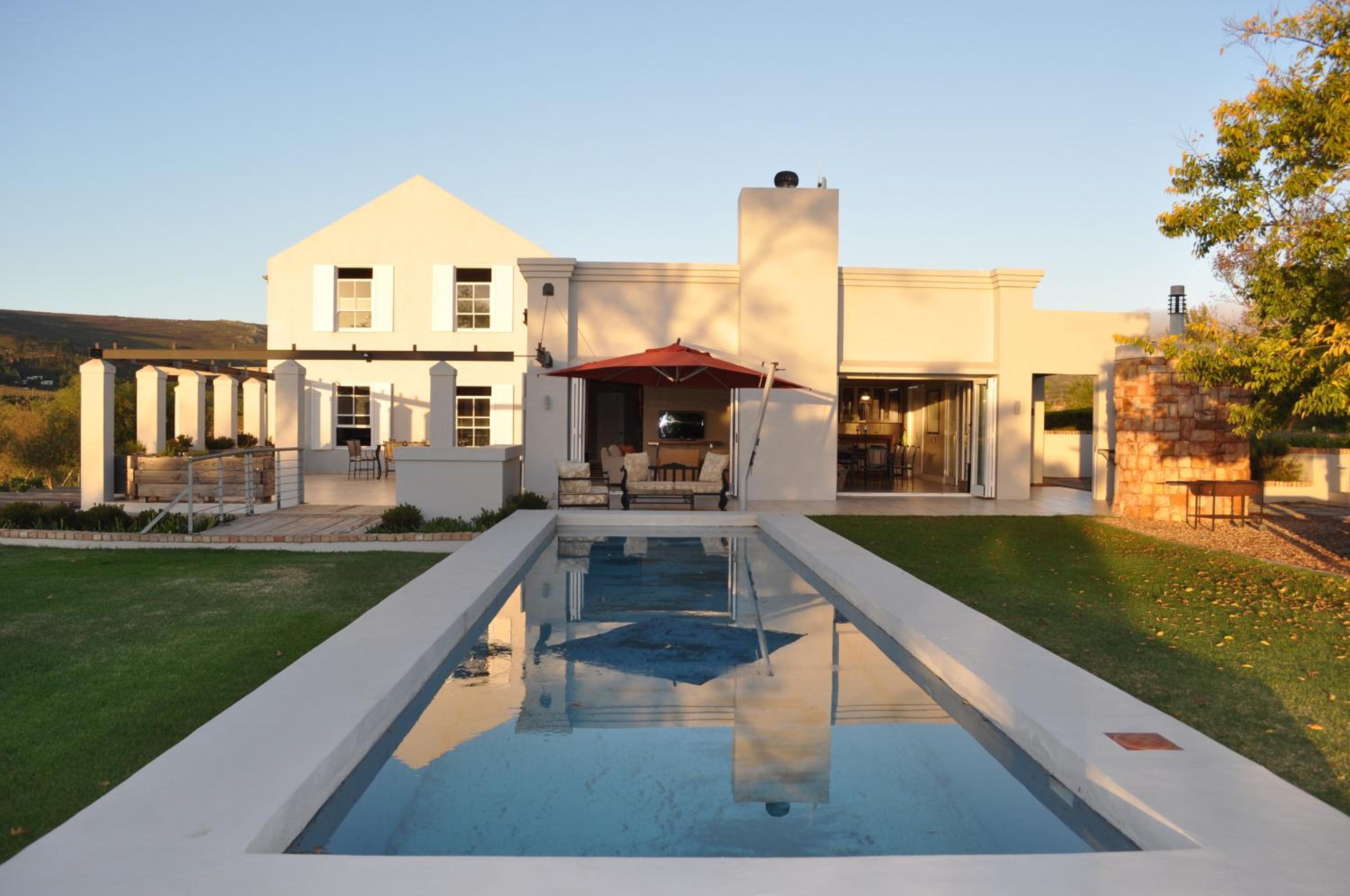 South Hill Guesthouse 21/23