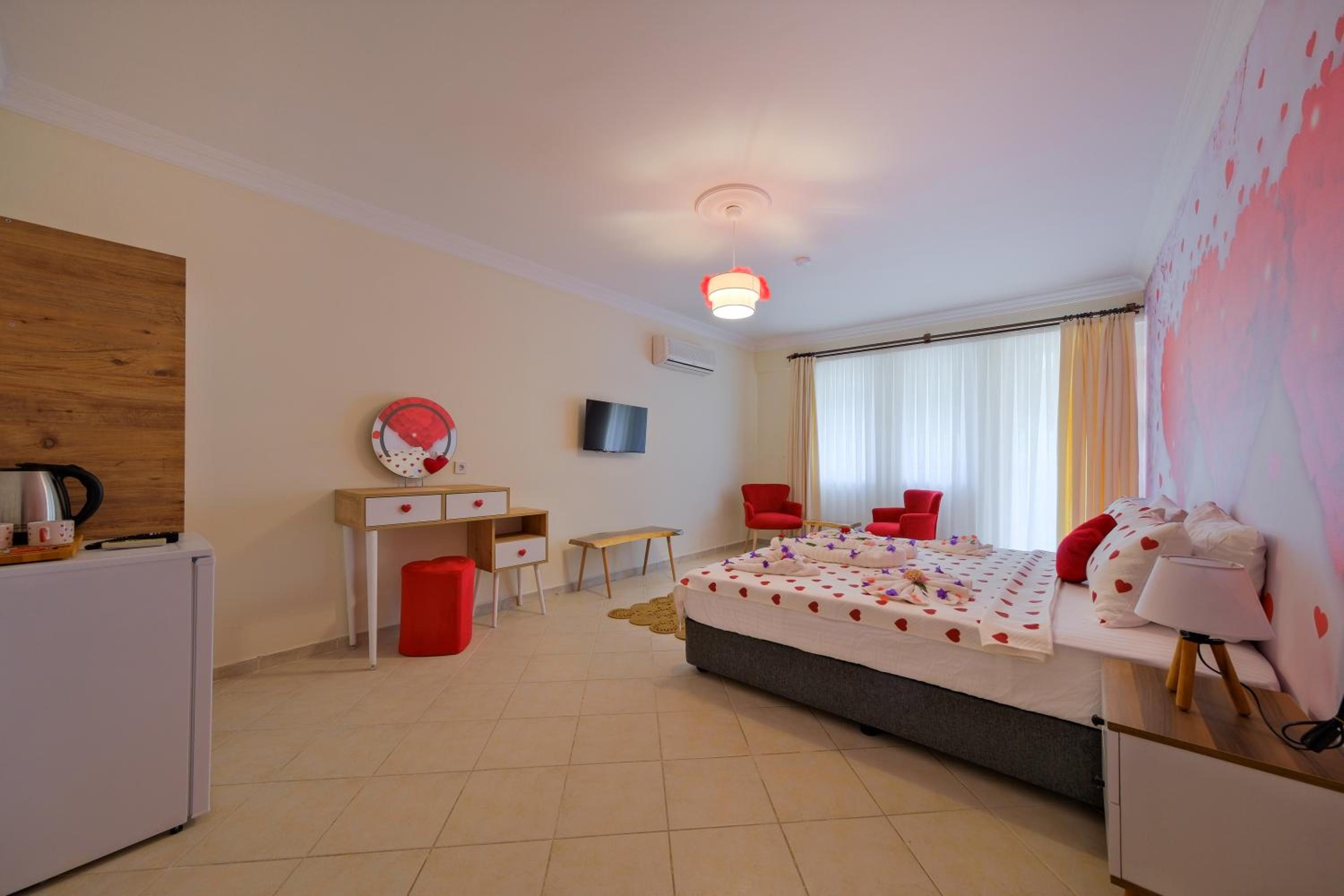 غرفة ديلوكس بسرير مزدوج، Mesa Suite Hotel 4/8