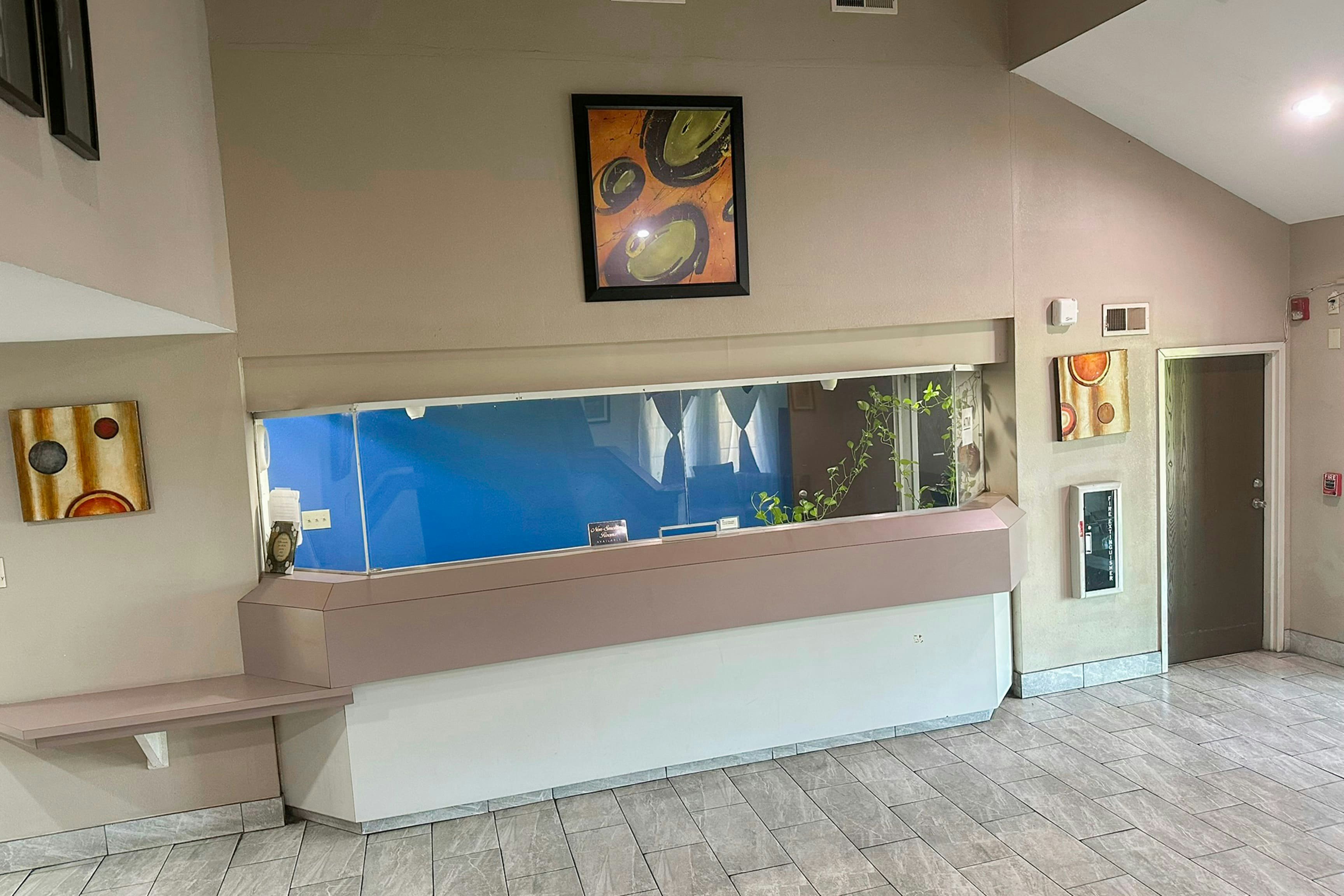 Lobby at Classic Inn By Townhouse American Way Memphis I 240, MEMPHIS - TN